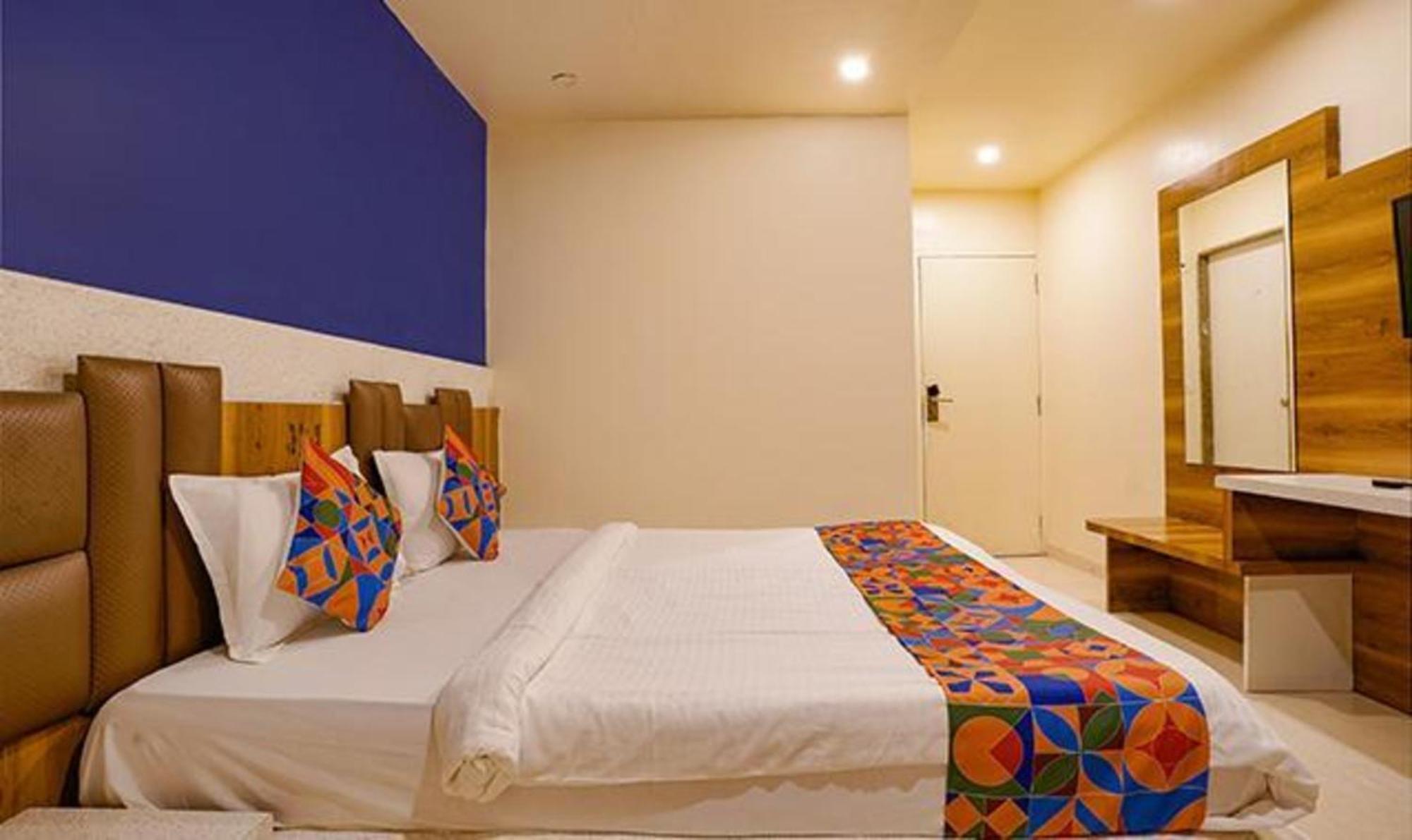 Fabexpress Veera Residency Hotel Mumbai Exterior photo